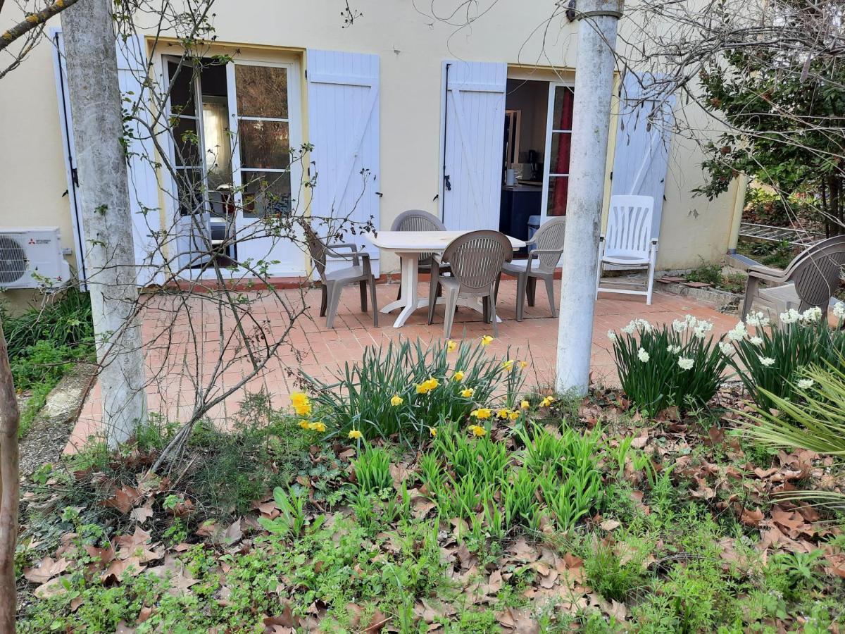 Maison Sur 2000M² D'Espace Vert. Bassan Luaran gambar