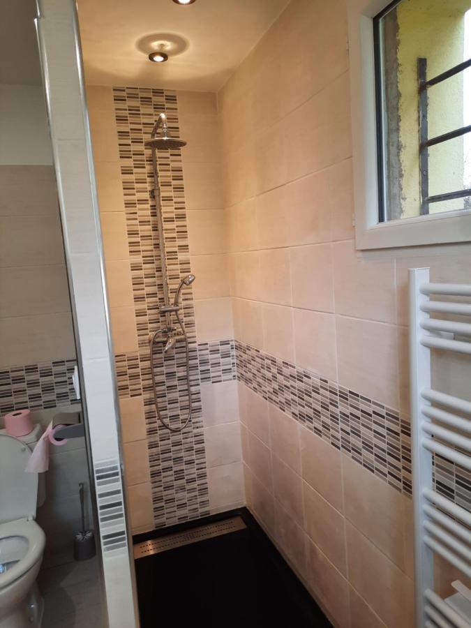 Maison Sur 2000M² D'Espace Vert. Bassan Luaran gambar